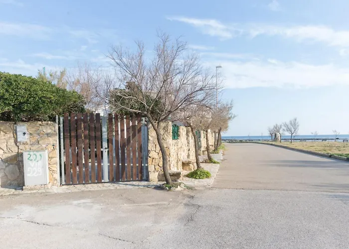 Casa Ezio 1 Fronte Mare A Punta Grossa Di 푼타 프로슈토